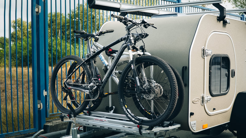 Mini-caravane X-Line LifeStyleCamper avec porte-vélos
