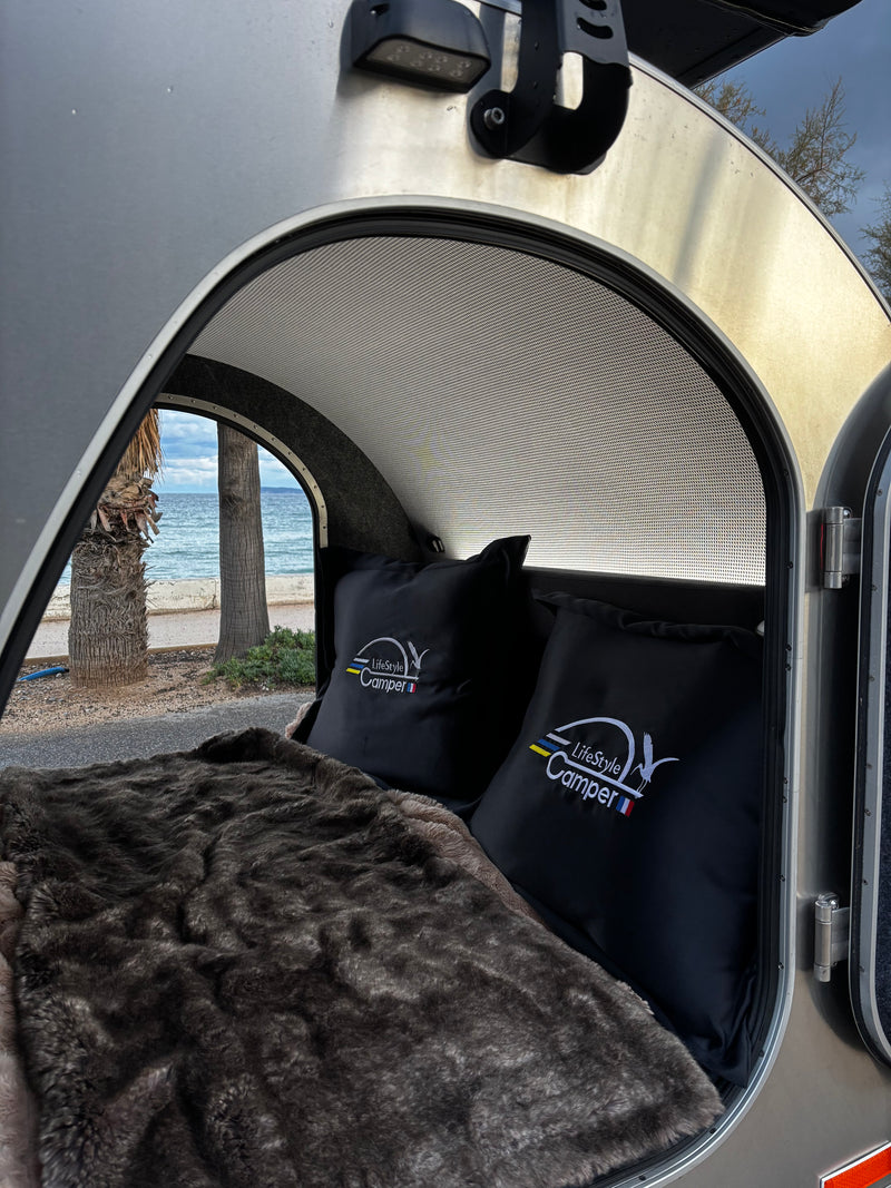 Couchage de la Steeldrop avec vue sur la mer