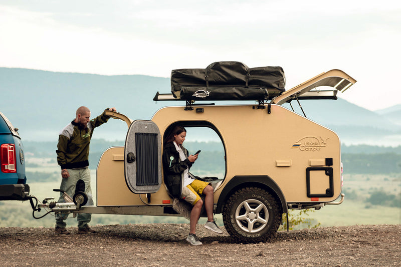 Mini-caravane X-Line installée en bivouac tout-terrain